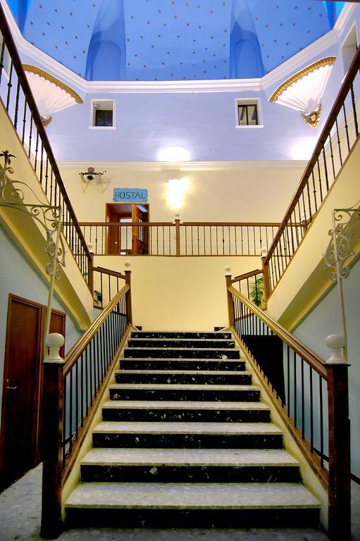 Hostal Palacete De Los Arcedianos タラソナ エクステリア 写真